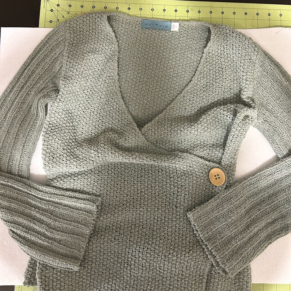 Mermaid Light Green Fine Wrap Style Sweater